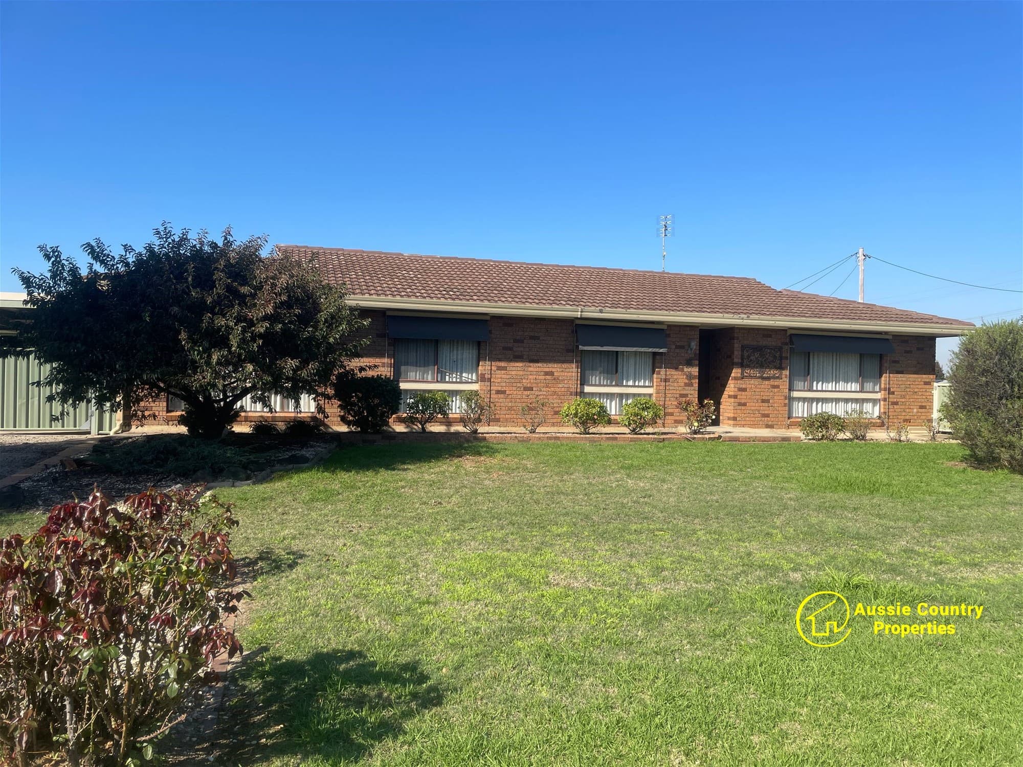 12 Barooga Street BERRIGAN NSW, Berrigan - Image 1