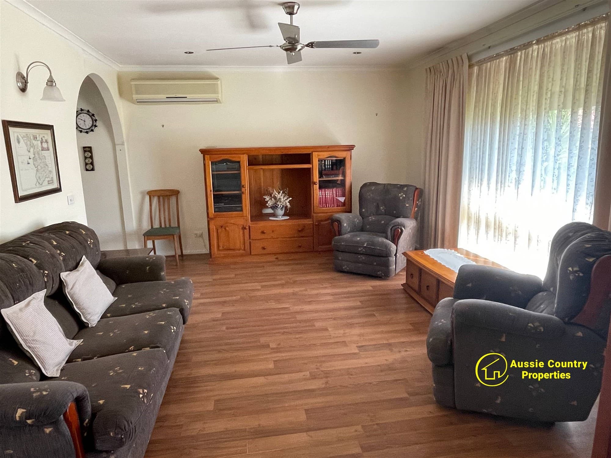 12 Barooga Street BERRIGAN NSW, Berrigan - Thumbnail 2