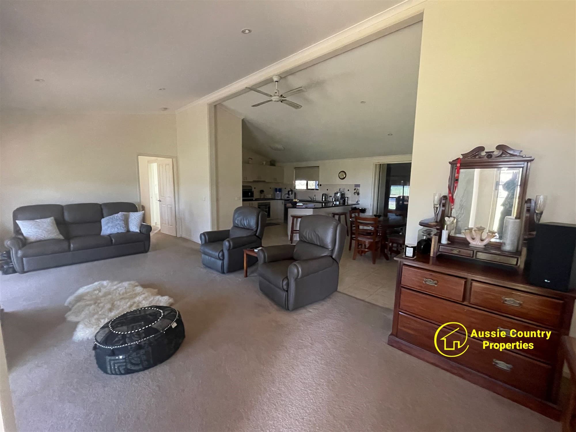 147 Cronulla Road  BERRIGAN NSW, Berrigan - Thumbnail 3