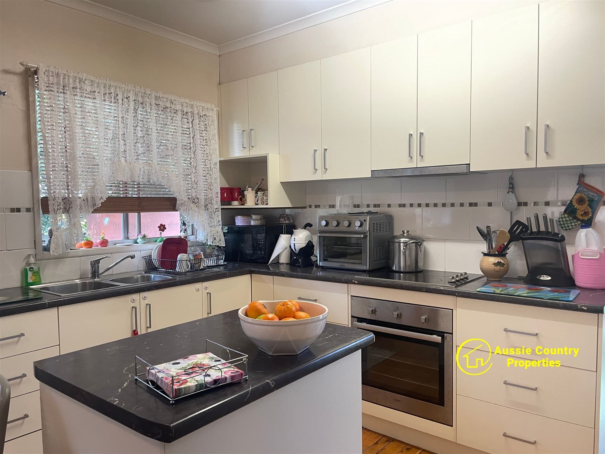 11 Barooga Street BERRIGAN NSW, Berrigan - Thumbnail 3