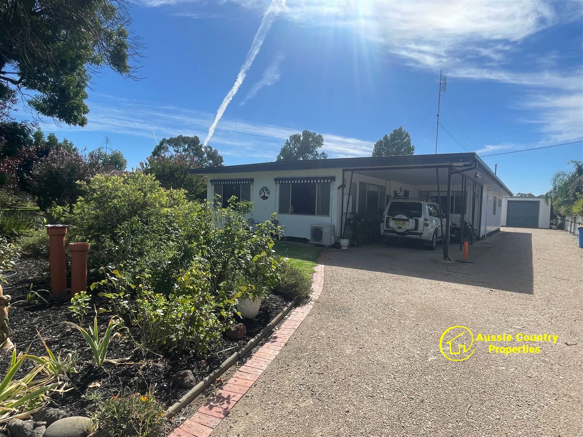 64 Cobram Street BERRIGAN NSW, Berrigan - Image 1