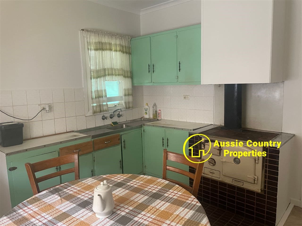 24 Nangunia Street BERRIGAN NSW, Berrigan - Thumbnail 4