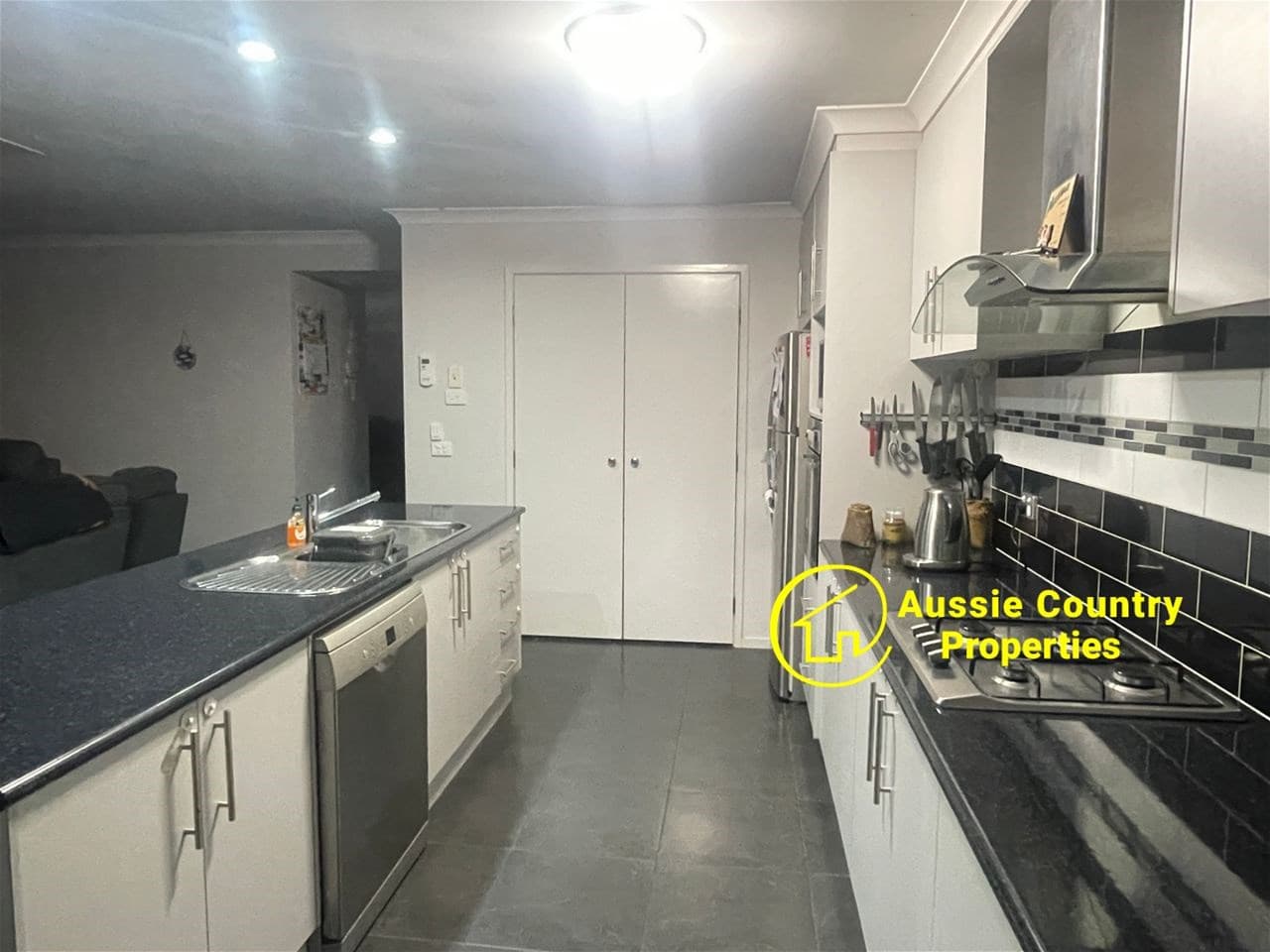 40-46 William Street BERRIGAN NSW, Berrigan - Thumbnail 2