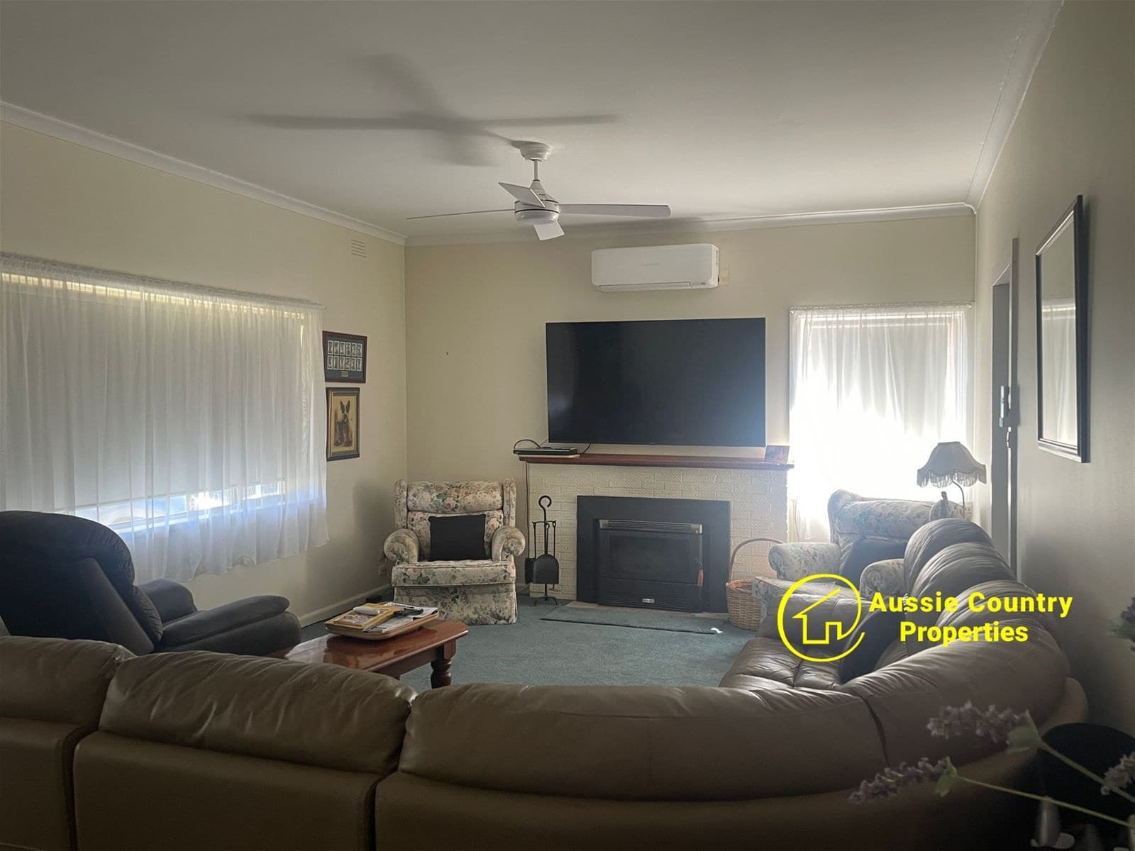 38 Cobram Street BERRIGAN NSW, Berrigan - Thumbnail 3