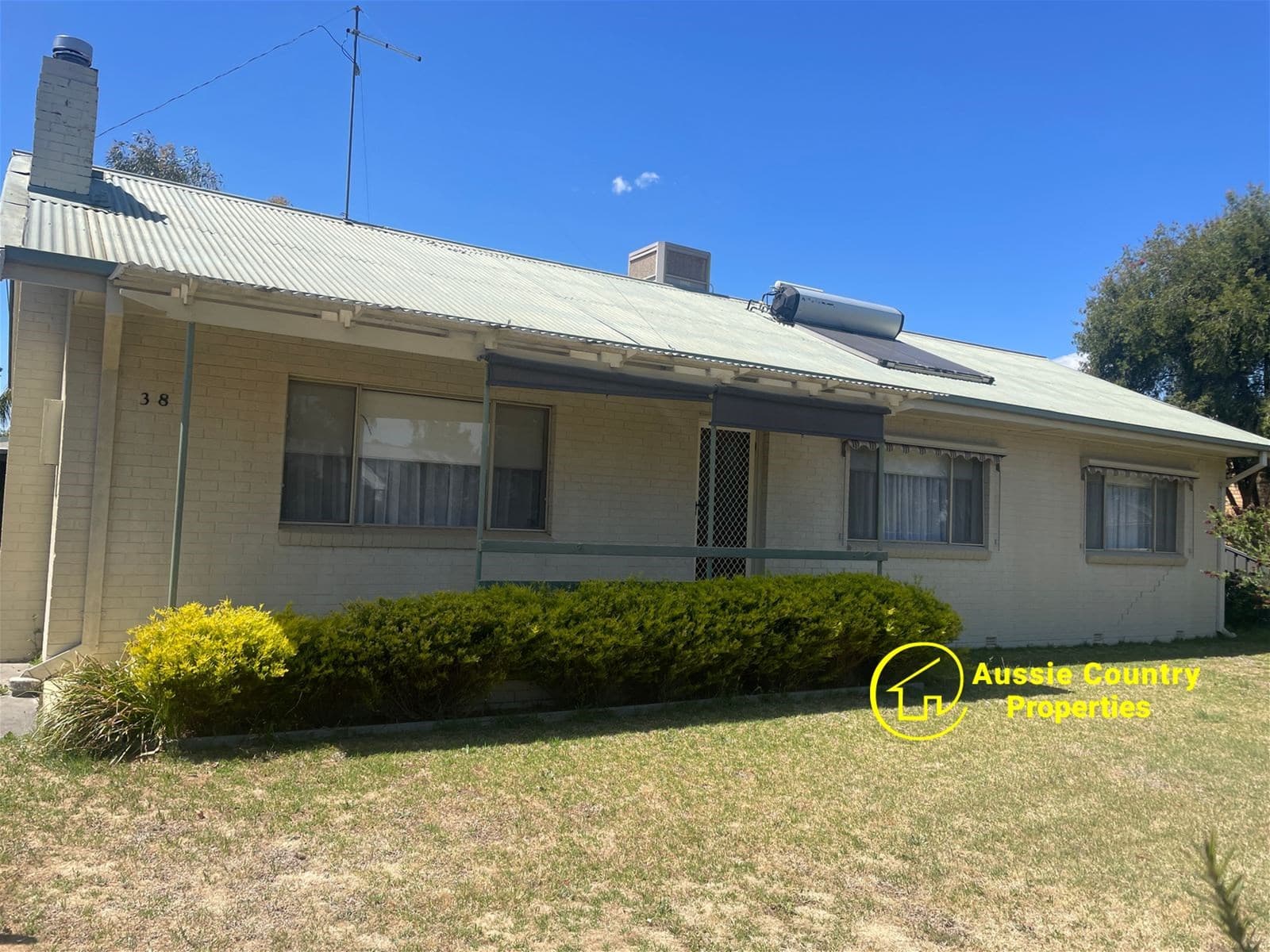 38 Cobram Street BERRIGAN NSW, Berrigan - Image 1