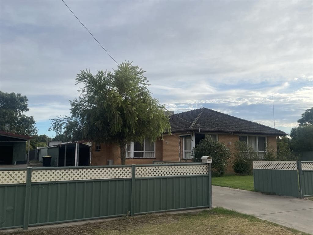 29-33 Budd Street BERRIGAN NSW, Berrigan - Image 1
