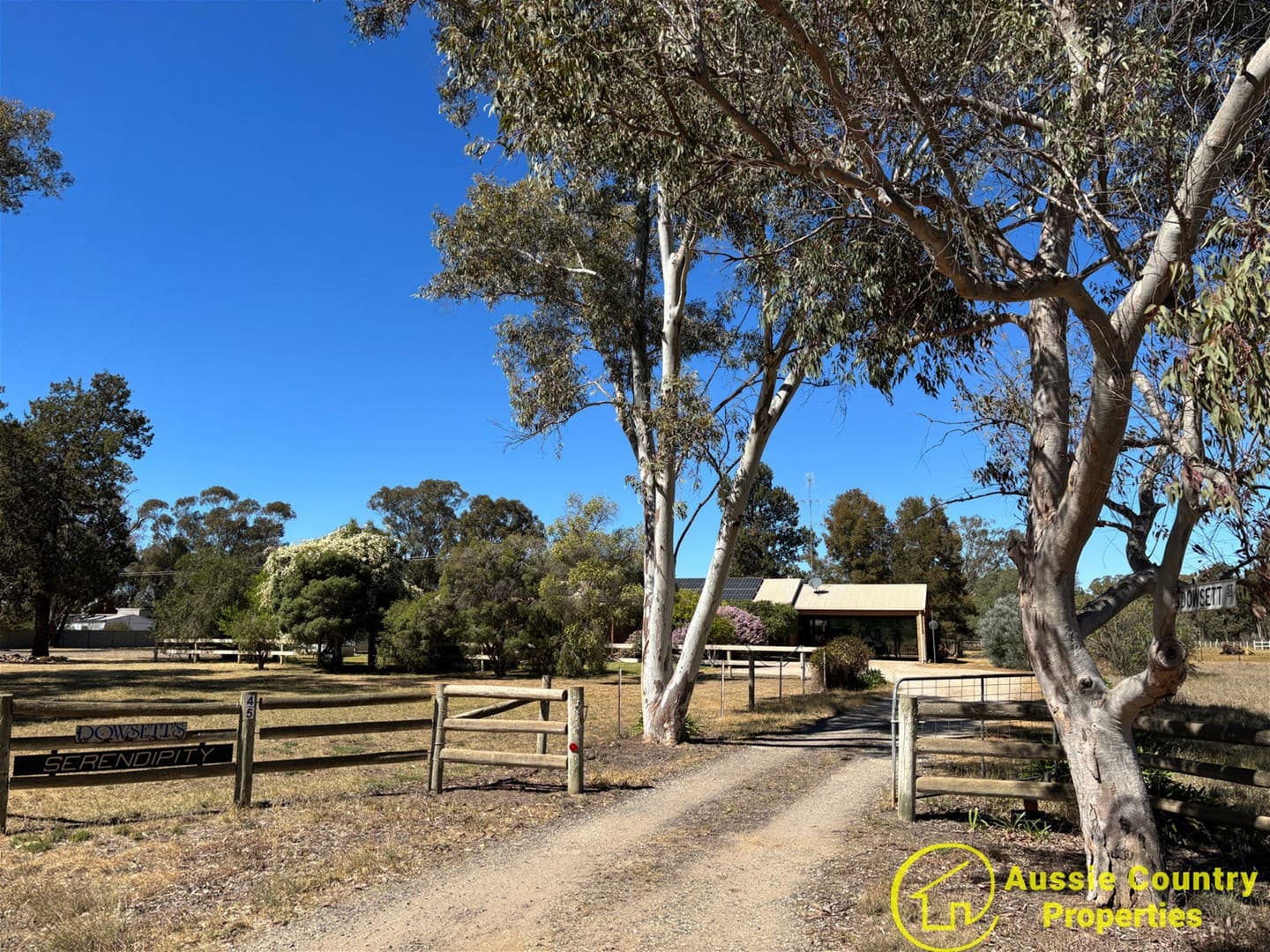 45 Nangunia Street BERRIGAN NSW, Berrigan - Image 1