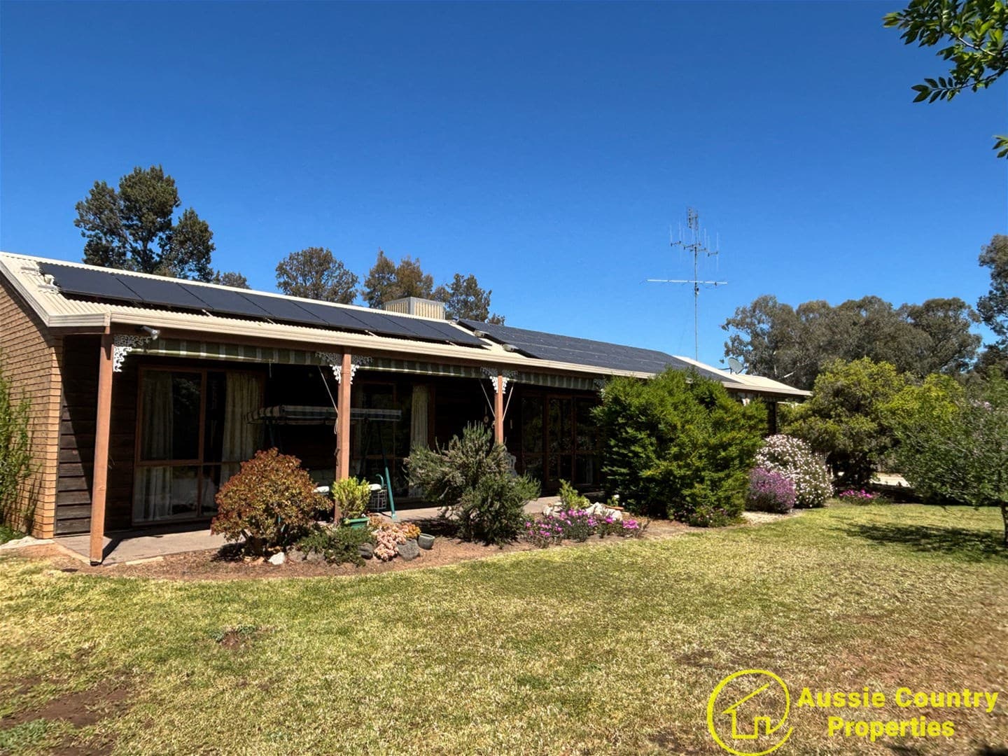 45 Nangunia Street BERRIGAN NSW, Berrigan - Thumbnail 2