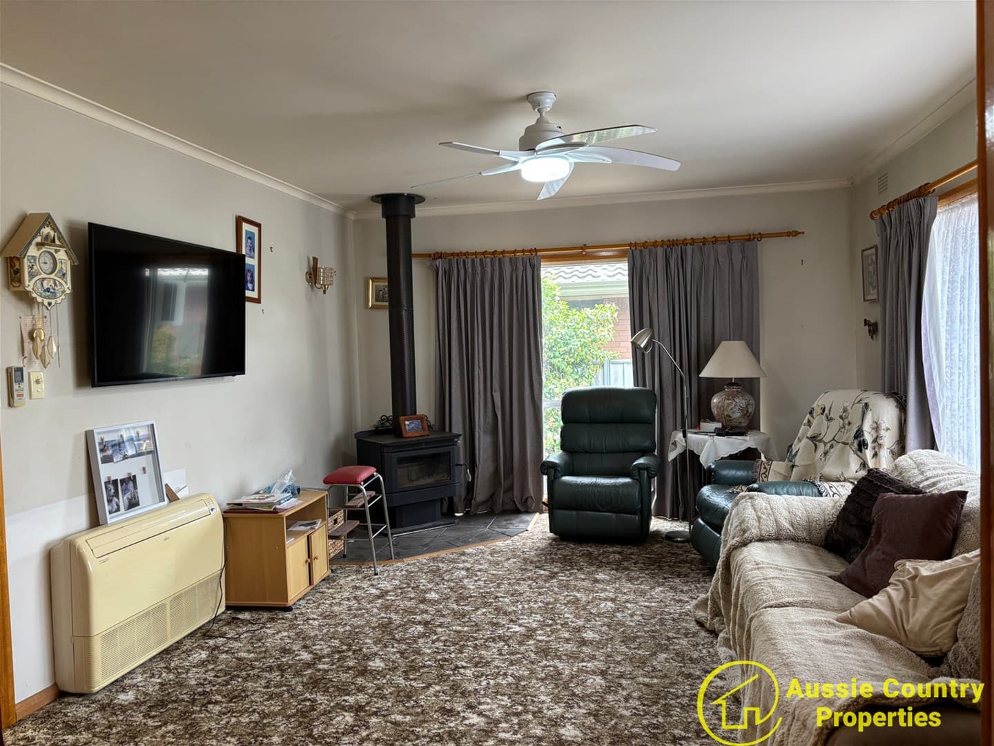 51 Cobram Street BERRIGAN NSW, Berrigan - Thumbnail 2