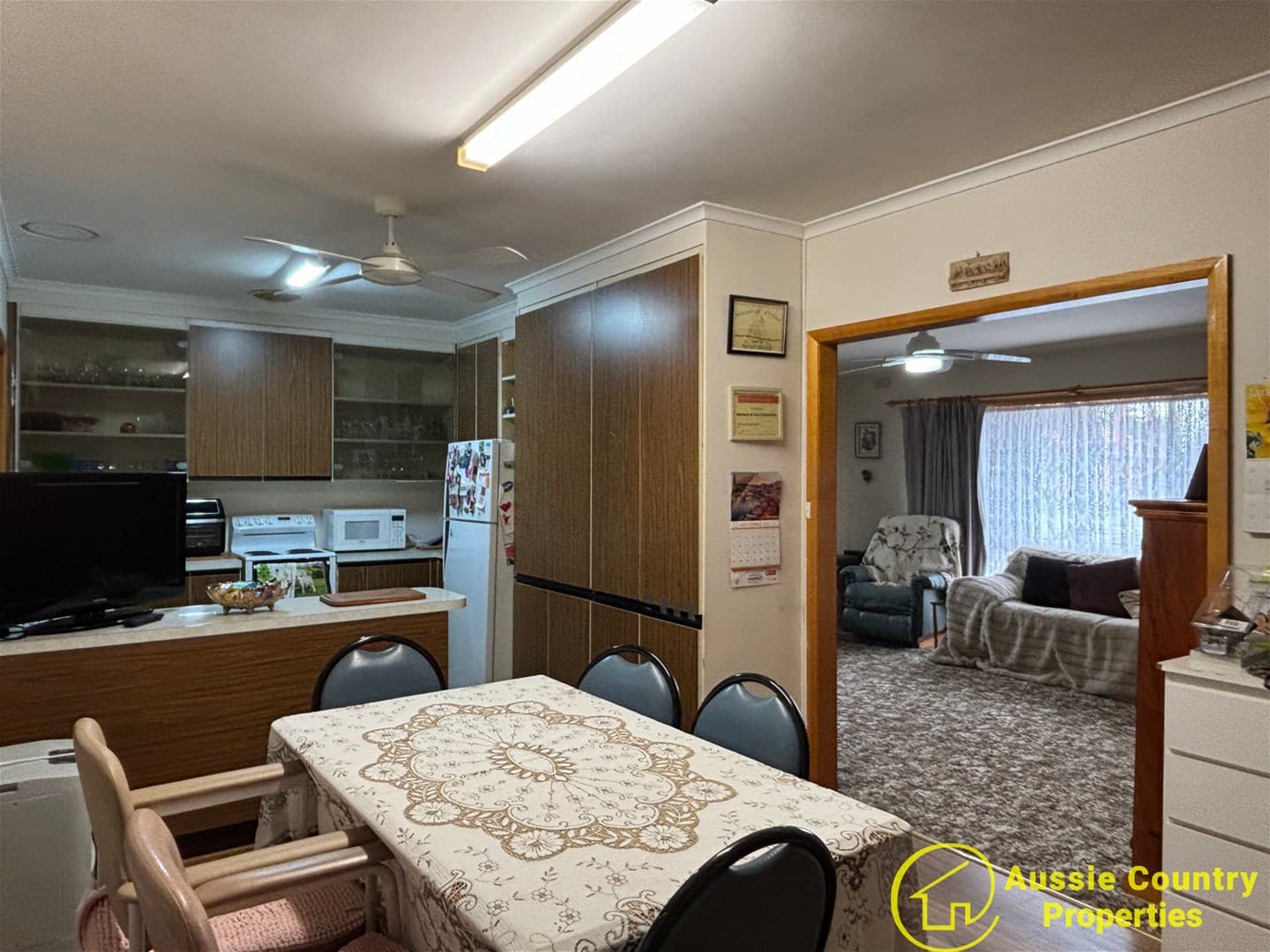 51 Cobram Street BERRIGAN NSW, Berrigan - Thumbnail 4