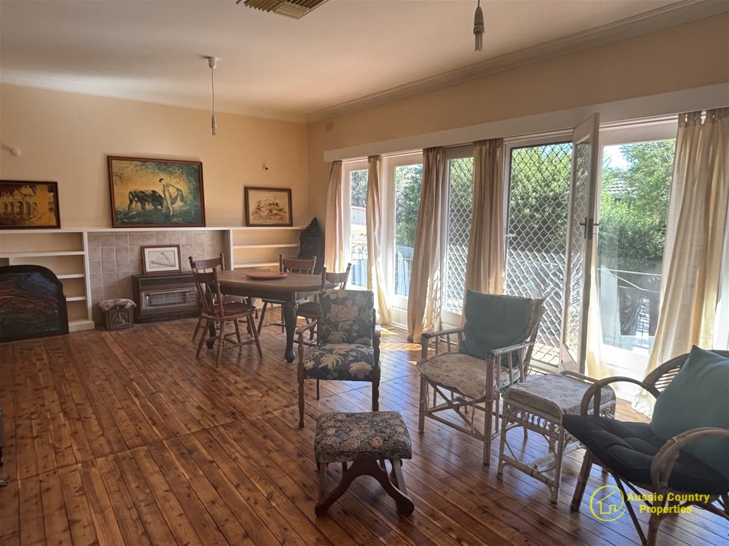 12 Alexander Avenue BERRIGAN NSW, Berrigan - Thumbnail 2