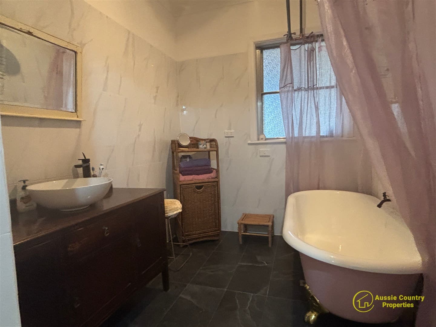 12 Alexander Avenue BERRIGAN NSW, Berrigan - Thumbnail 5