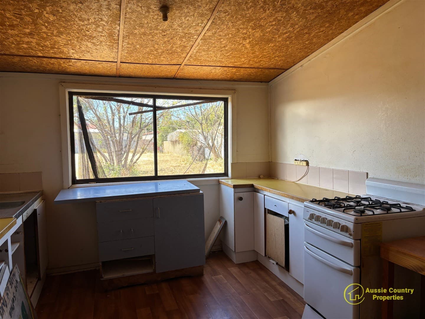 102 Jerilderie Street BERRIGAN NSW, Berrigan - Thumbnail 4