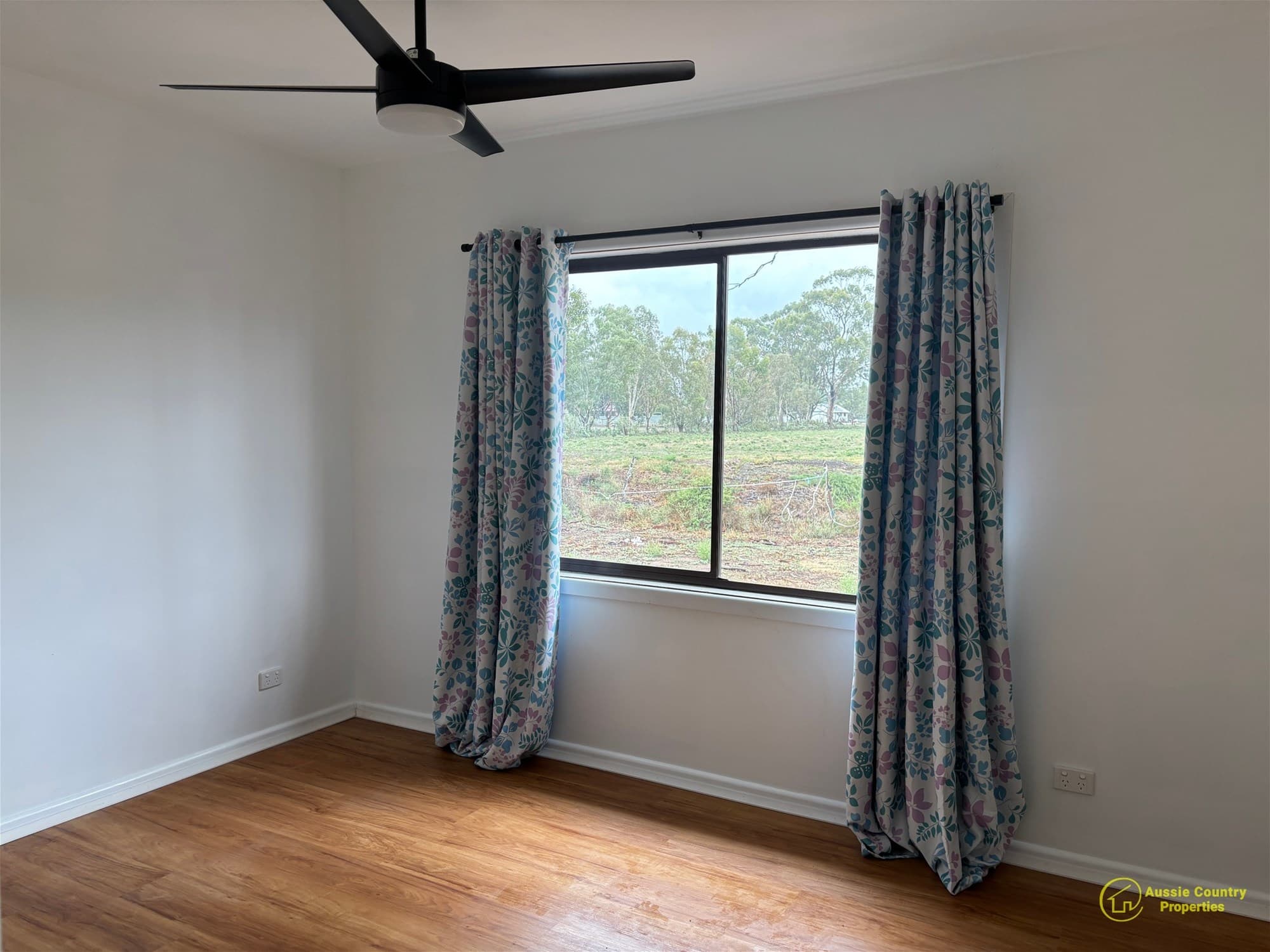 51-59  Momalong Street  BERRIGAN NSW, Berrigan - Thumbnail 4