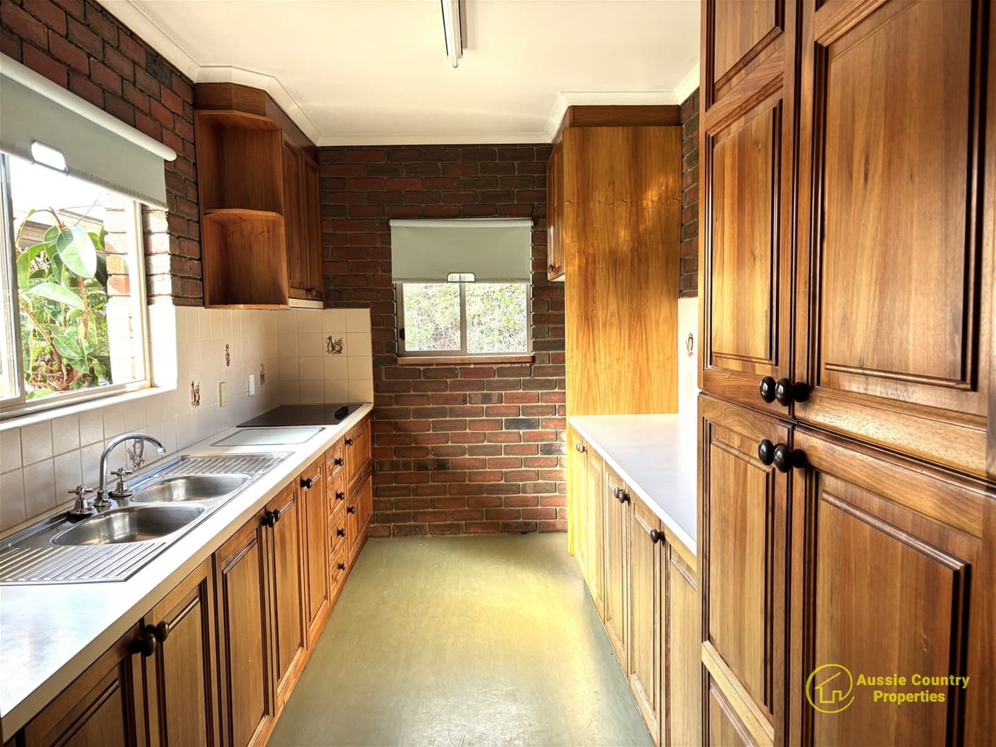 6 Alexander Avenue BERRIGAN NSW, Berrigan - Thumbnail 2