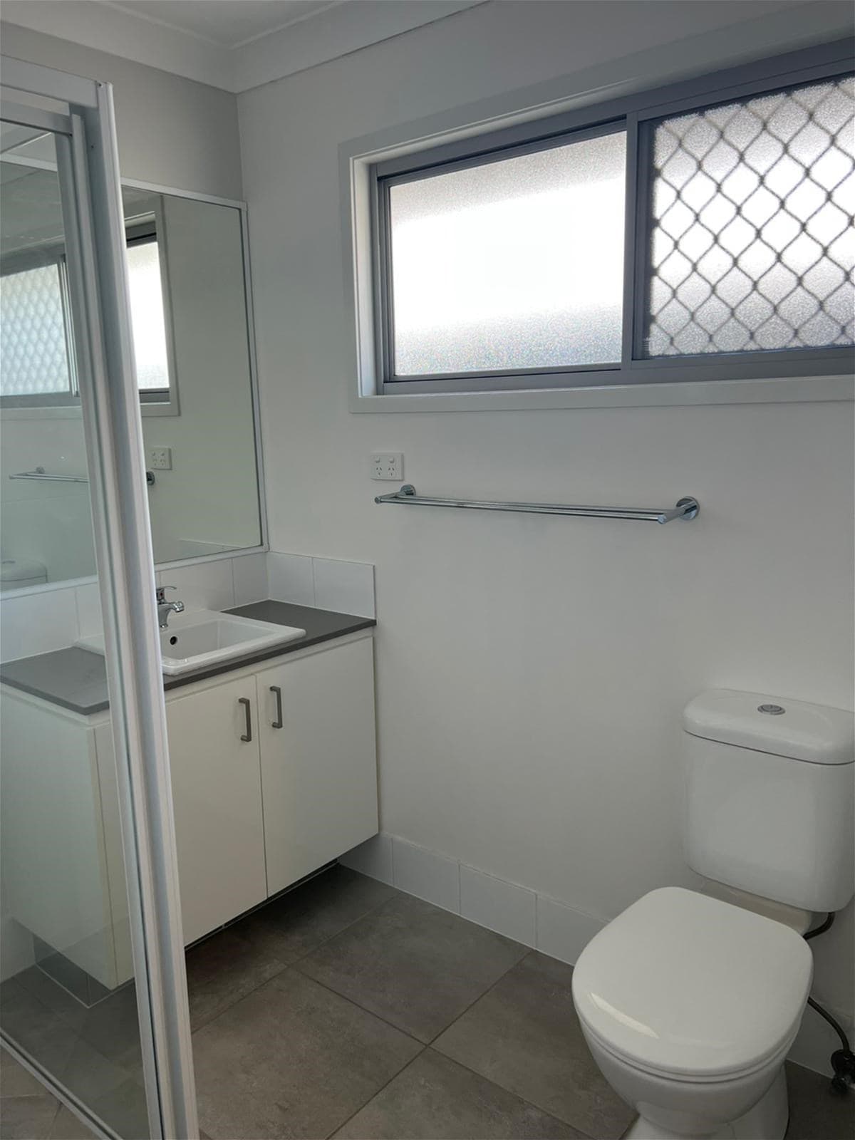 1/ Hillsborough Place PIMPAMA, QLD, Pimpama - Thumbnail 2