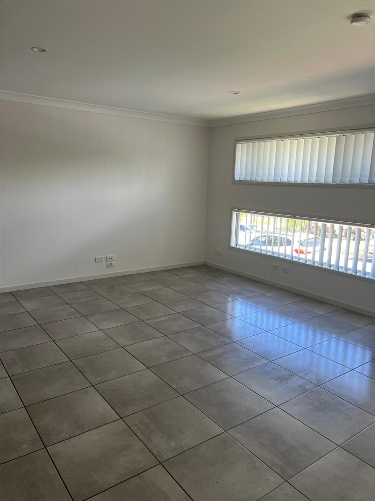1/ Hillsborough Place PIMPAMA, QLD, Pimpama - Thumbnail 5