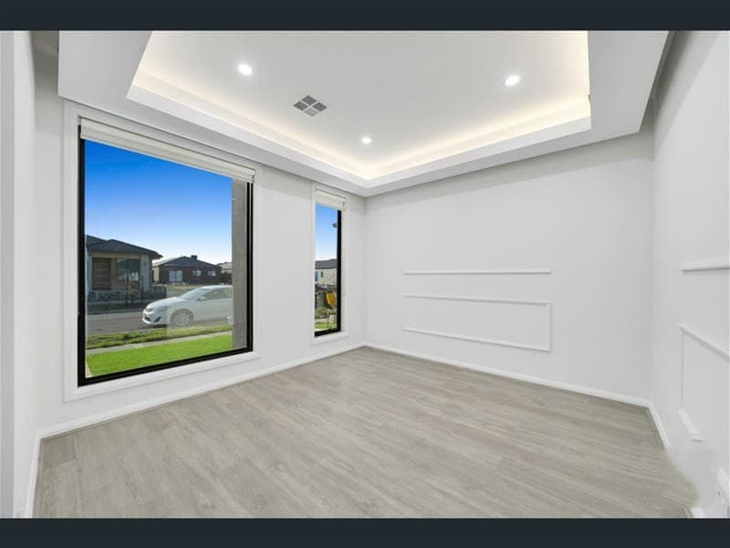 WYNDHAM VALE, VIC, Wyndham Vale - Thumbnail 3