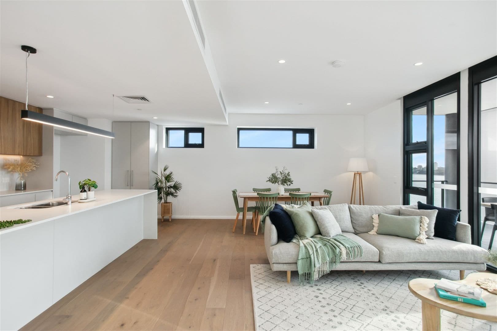 GLEN WAVERLEY, VIC, Glen Waverley - Thumbnail 2