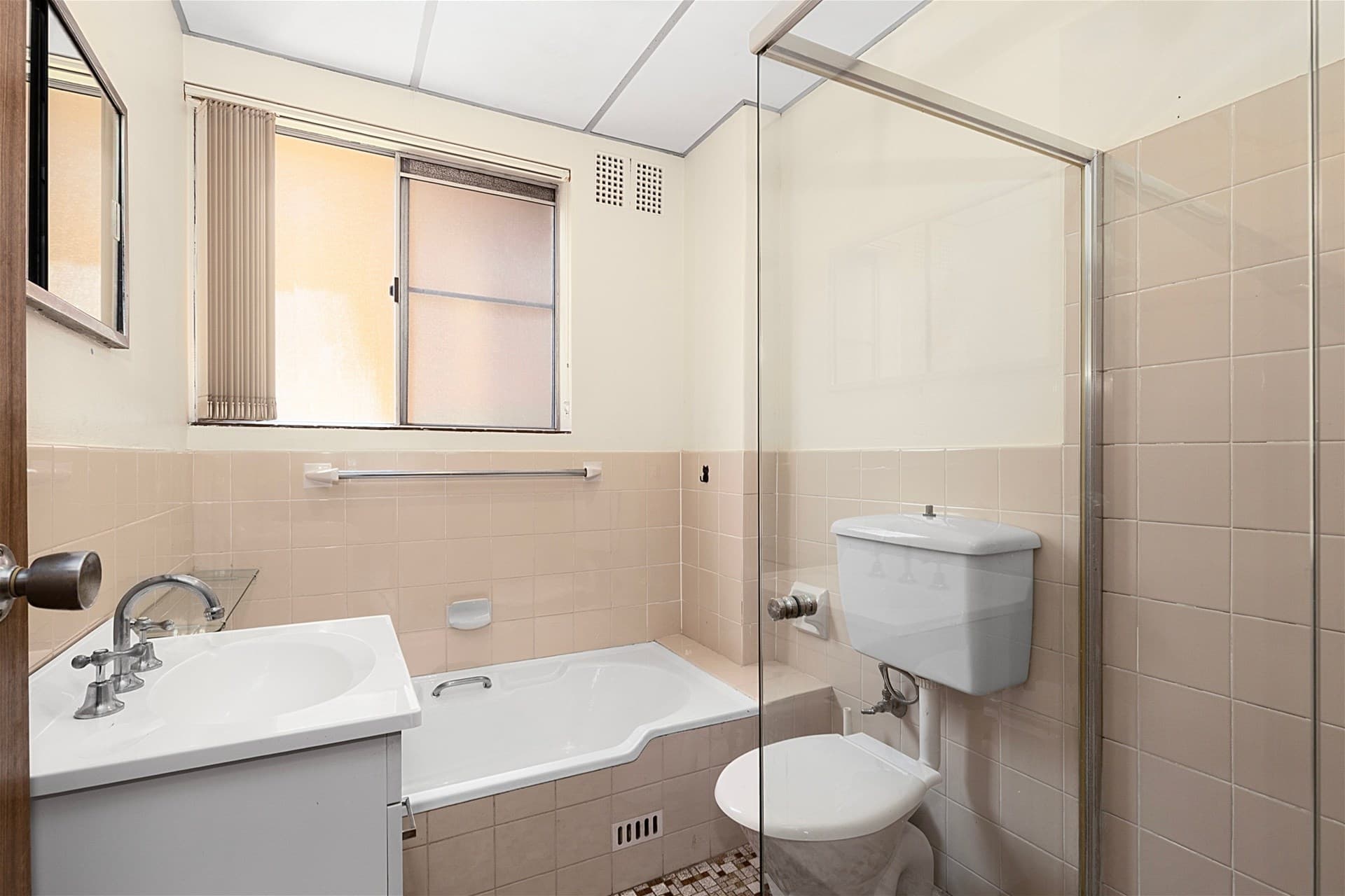 1/138-140  Chuter avenue SANS SOUCI, NSW, Sans Souci - Thumbnail 5
