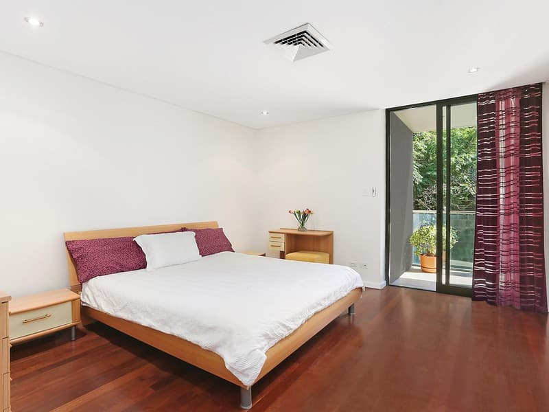 Unit 2, 12 Kurrawa Avenue, Coogee NSW, Coogee - Thumbnail 2