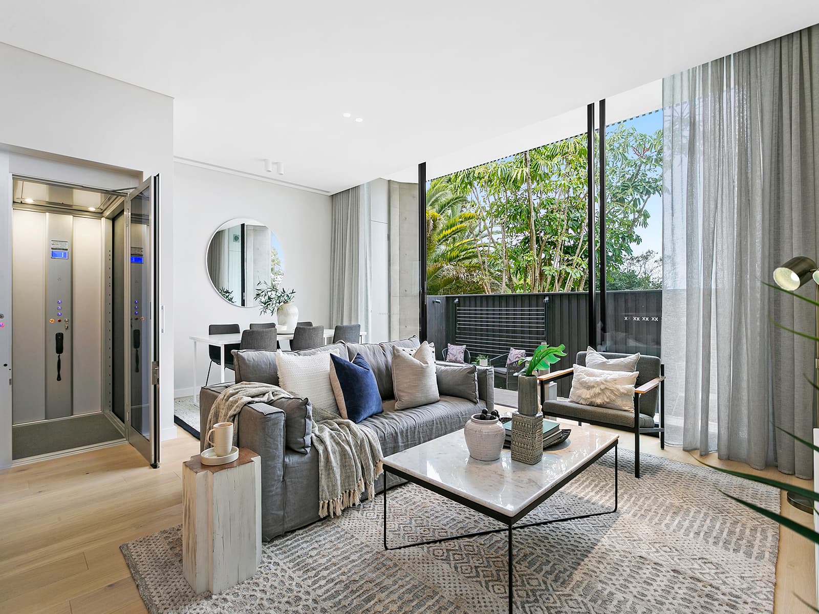 2/2 Llanfoyst Street, Randwick NSW, Randwick - Image 1