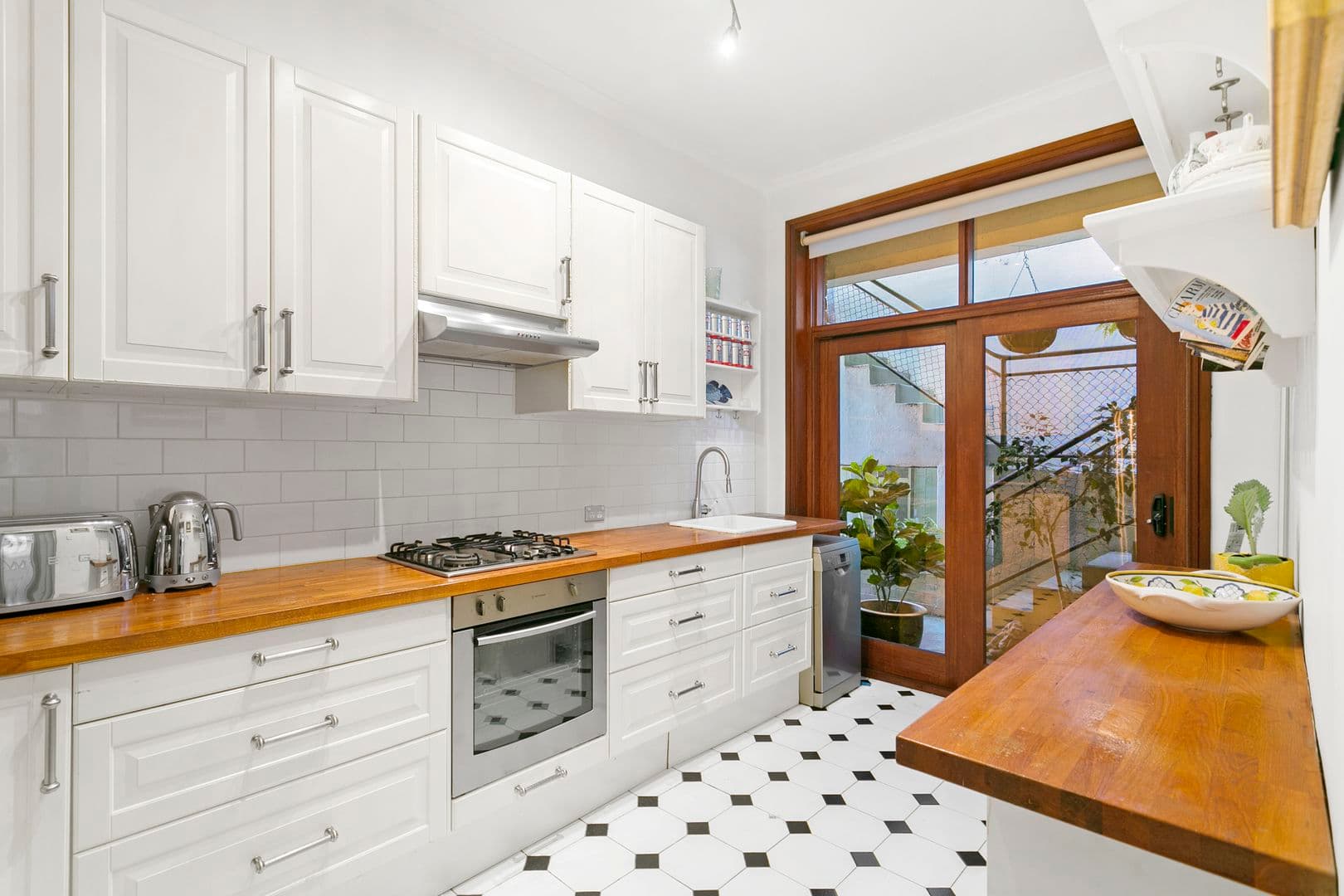 Unit 2, 47 Coogee Bay Road , Randwick NSW, Randwick - Thumbnail 3