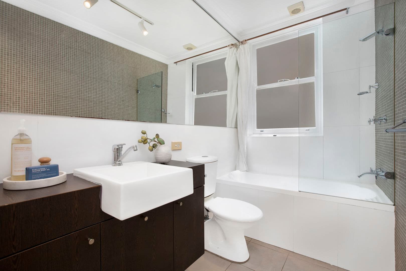 Unit 4, 124 Francis Street, Bondi Beach NSW, Bondi Beach - Thumbnail 7