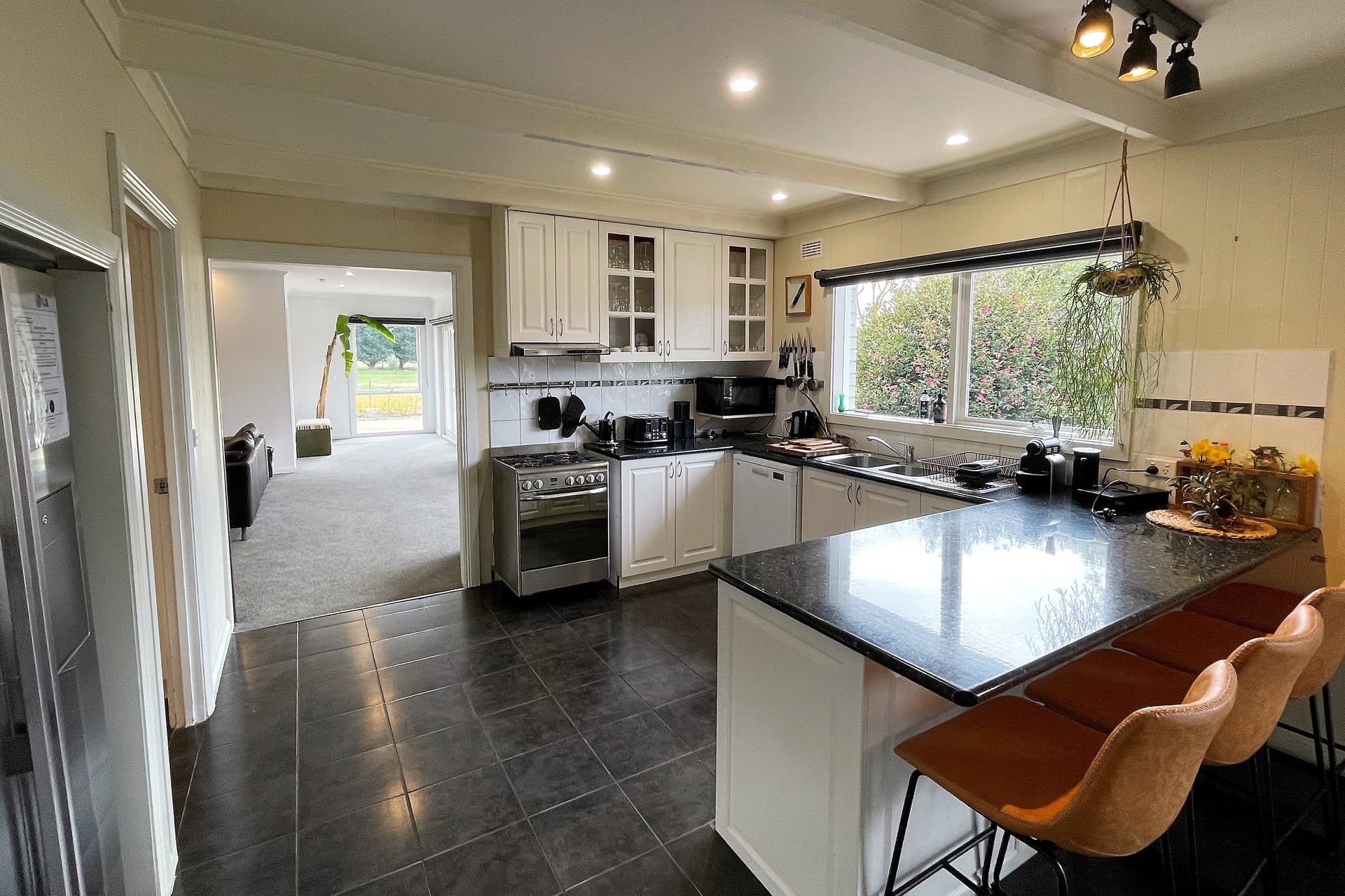 170 Ogilvies Road, Mansfield, Mansfield - Thumbnail 7