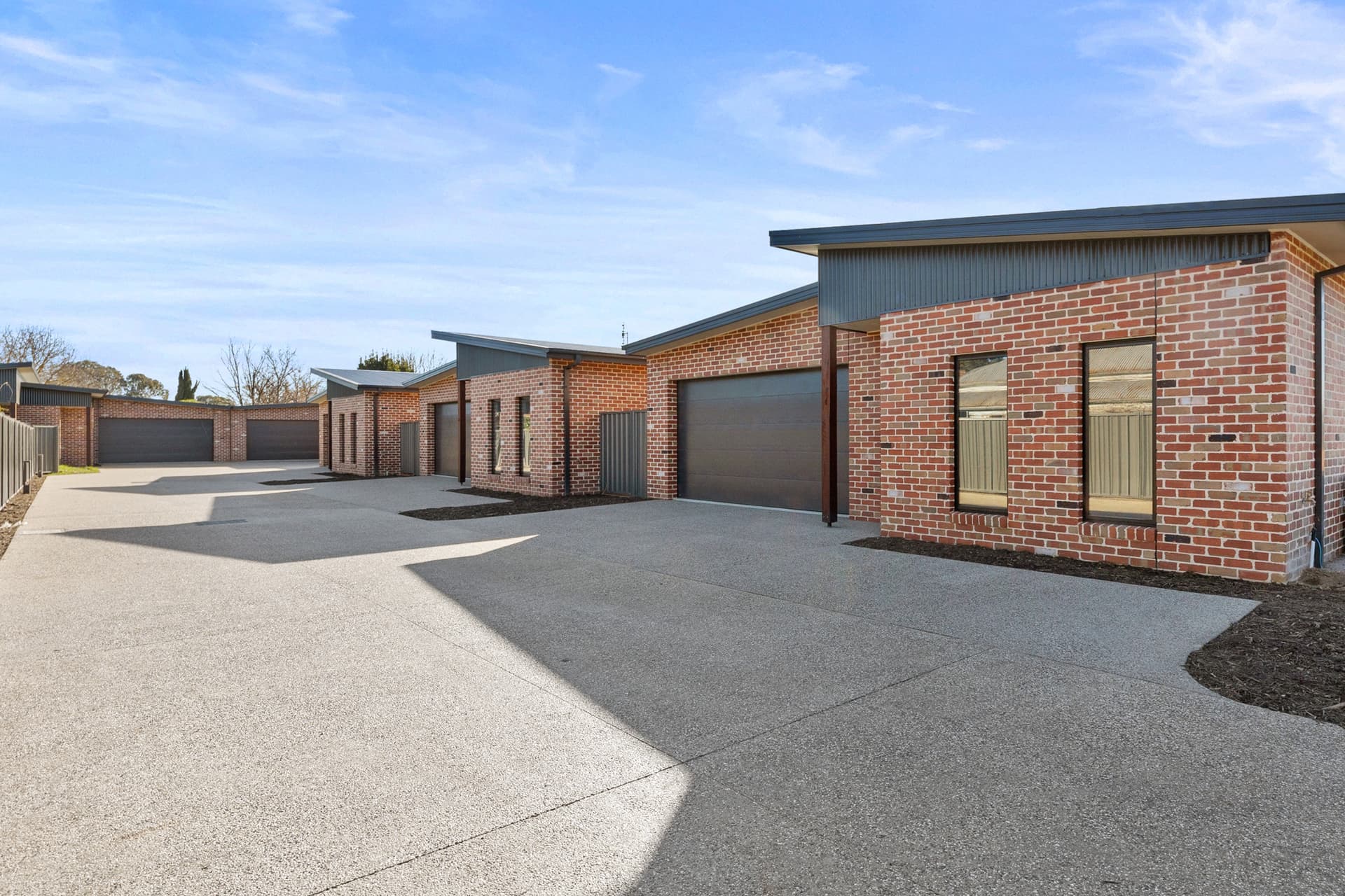 2 / 29 Chenery Street, Mansfield, Mansfield - Thumbnail 3