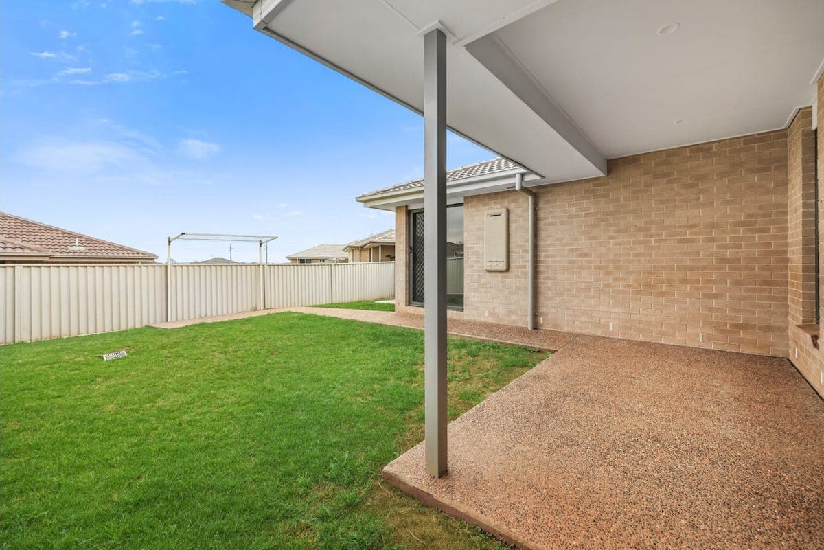 2/64 Tulipwood Crescent, Tamworth, NSW, 2340, Tamworth - Thumbnail 8
