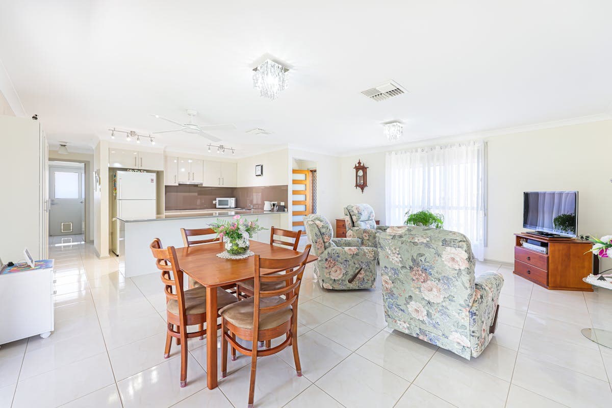 1/16 Lily Close, Kootingal, NSW, 2352, Kootingal - Thumbnail 2