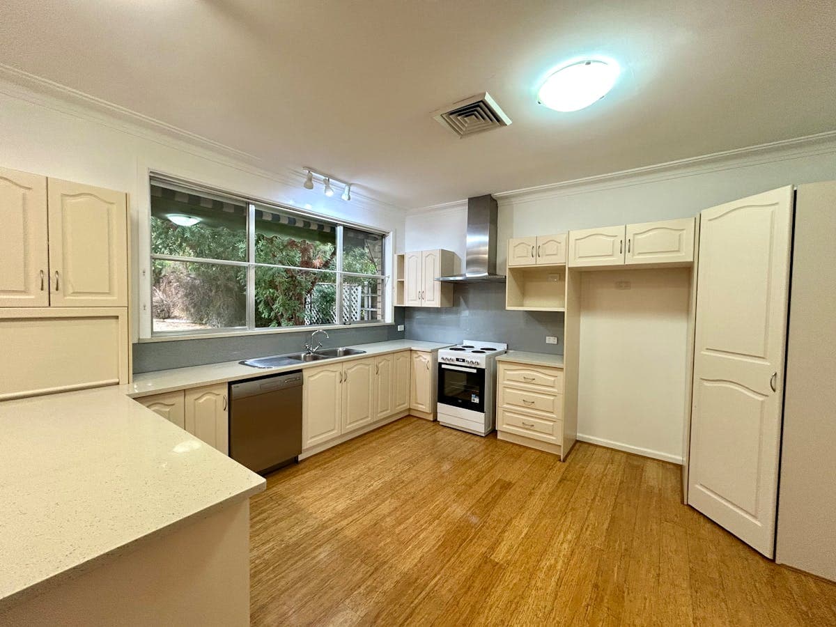 70 Raglan Street, Tamworth, NSW, 2340, Tamworth - Thumbnail 3