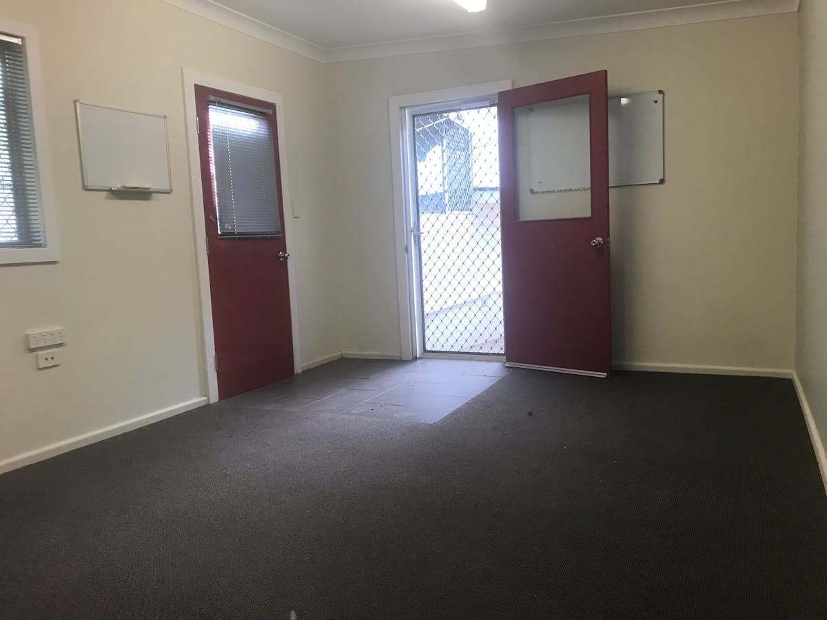 67 Hillvue Road, Tamworth, NSW, 2340, Tamworth - Thumbnail 8