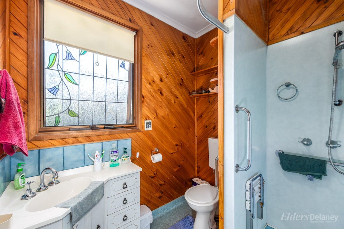 8 Stoddart Street, Moe, VIC, 3825, Moe - Thumbnail 8