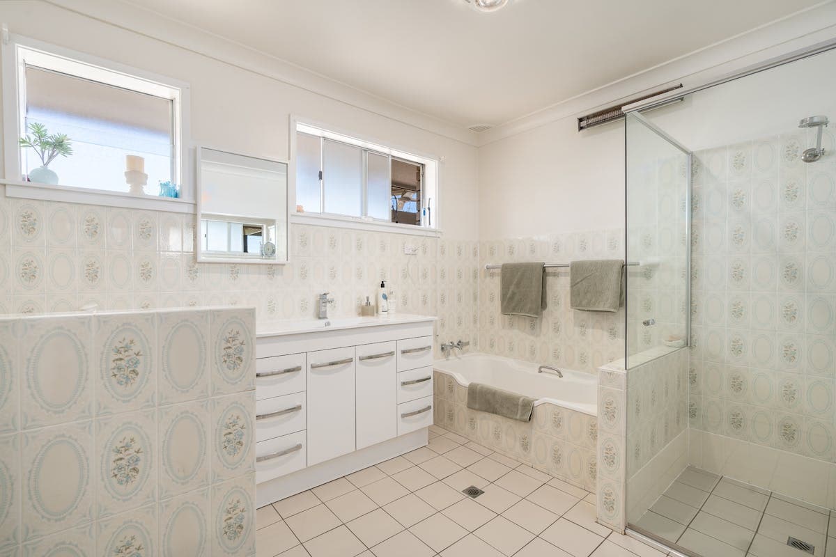 3 Ina Drive, Cowra - Thumbnail 7
