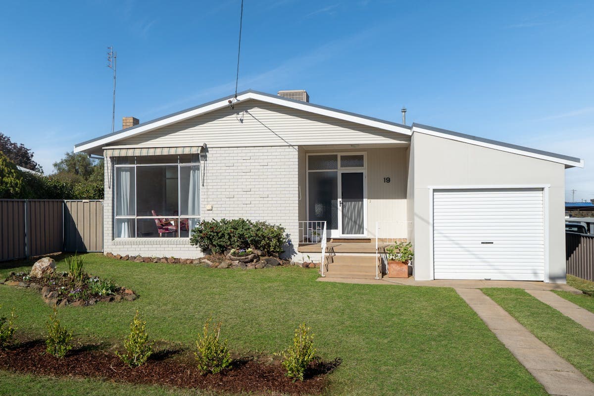 19 Macassar Street, Cowra, NSW, 2794, Cowra - Image 1