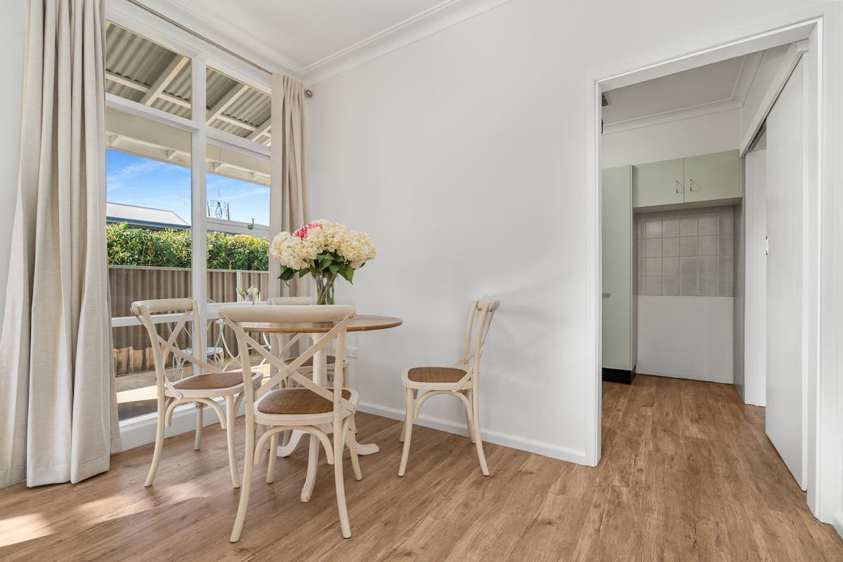 19 Macassar Street, Cowra, NSW, 2794, Cowra - Thumbnail 4