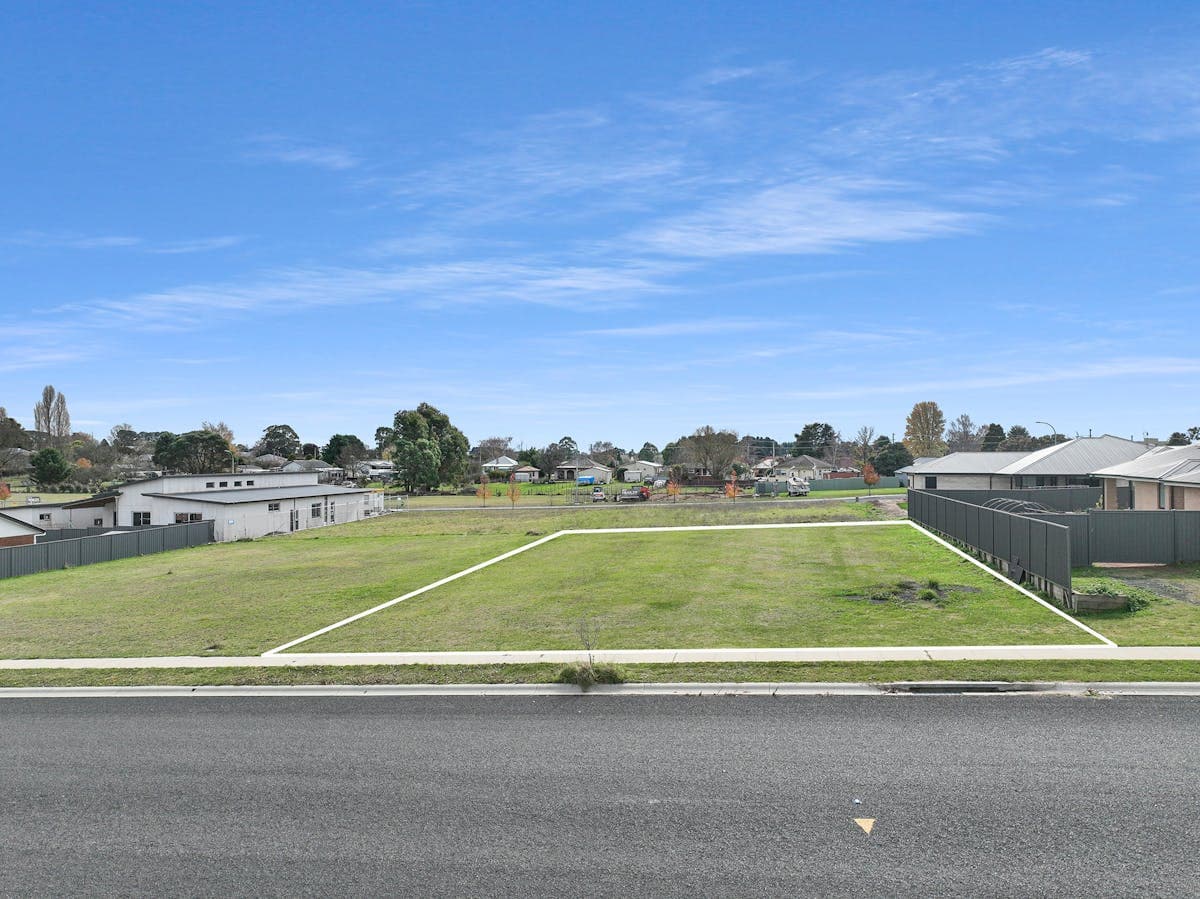 28 Springfield Street, Oberon, NSW, 2787, Oberon - Thumbnail 3
