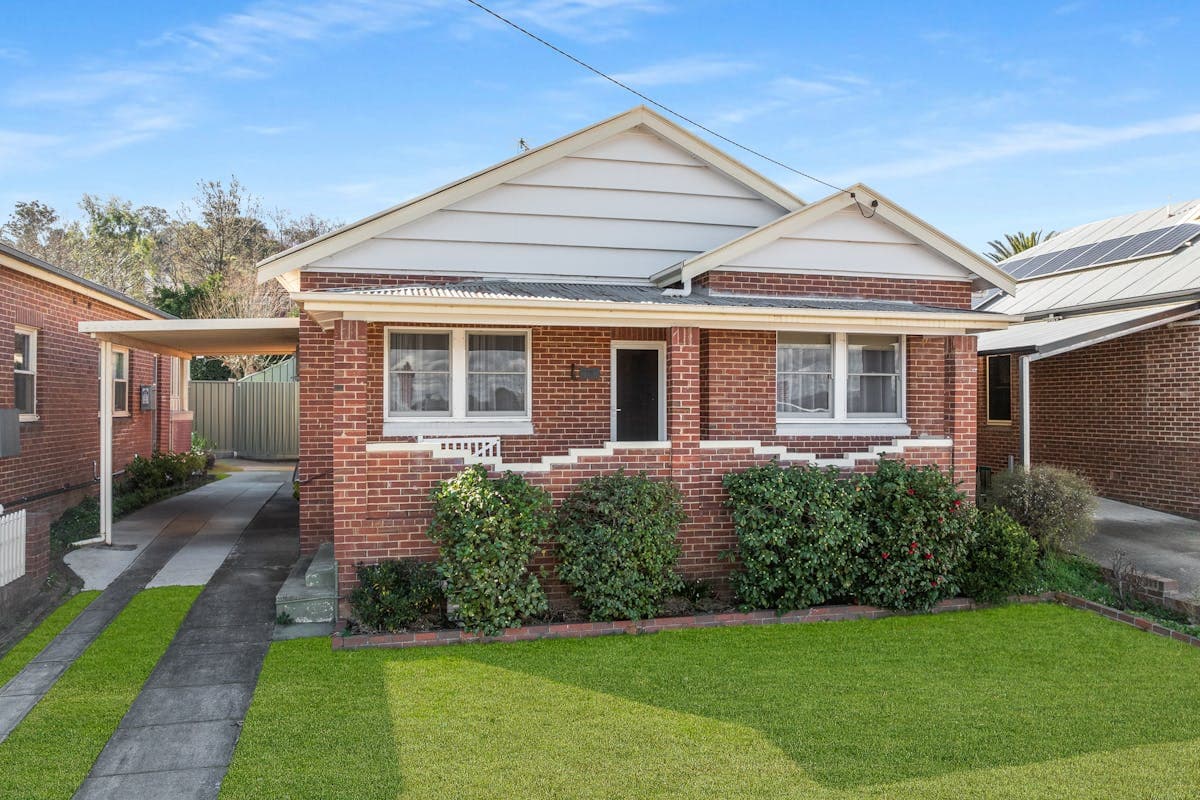 18 Bartlett Avenue, Cowra, NSW, 2794, Cowra - Image 1