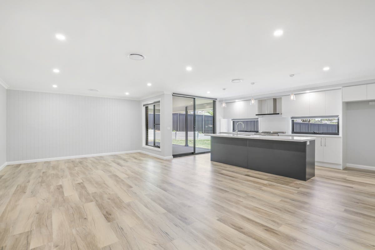 36 Jenolan Street, Oberon, NSW, 2787, Oberon - Thumbnail 2