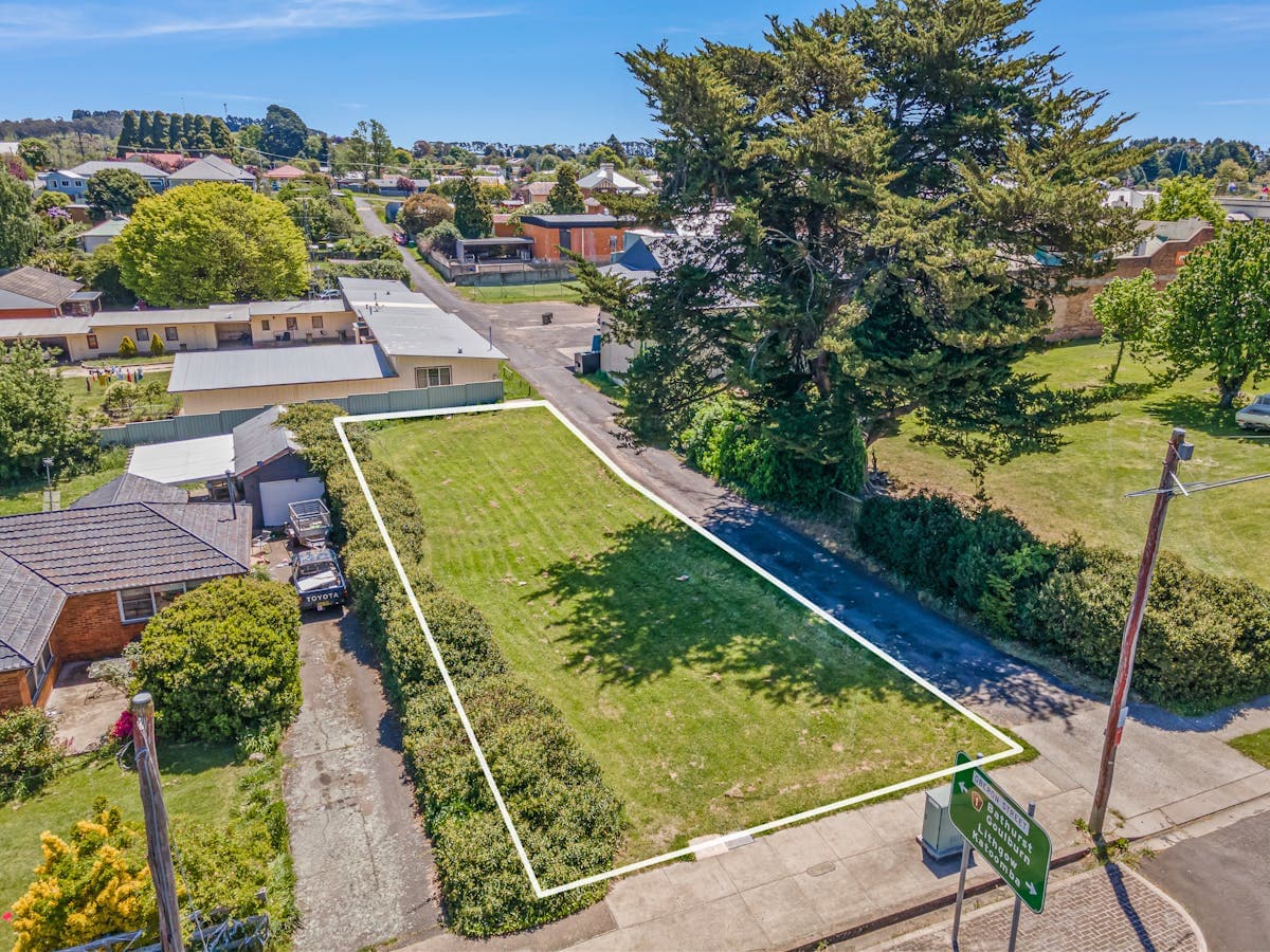 23 Ross Street, Oberon, NSW, 2787, Oberon - Thumbnail 5