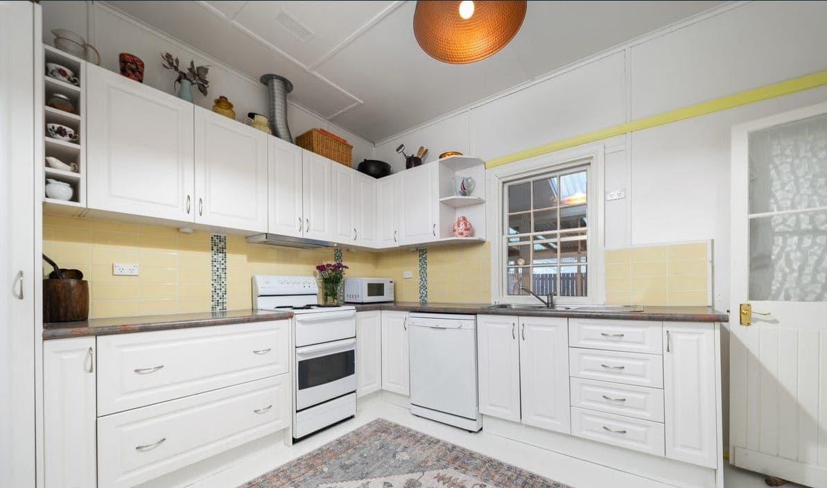 173 Seymour Street, Bathurst, NSW, 2795, Bathurst - Thumbnail 2
