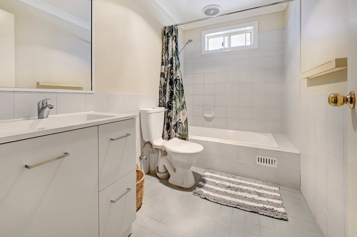 Unit 2/66-70 Queen Street, Oberon, NSW, 2787, Oberon - Thumbnail 8