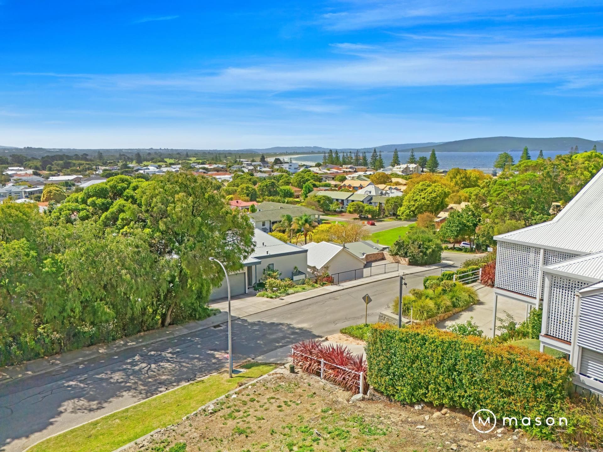 7 Wylie Crescent, Middleton Beach WA, Middleton Beach - Thumbnail 2
