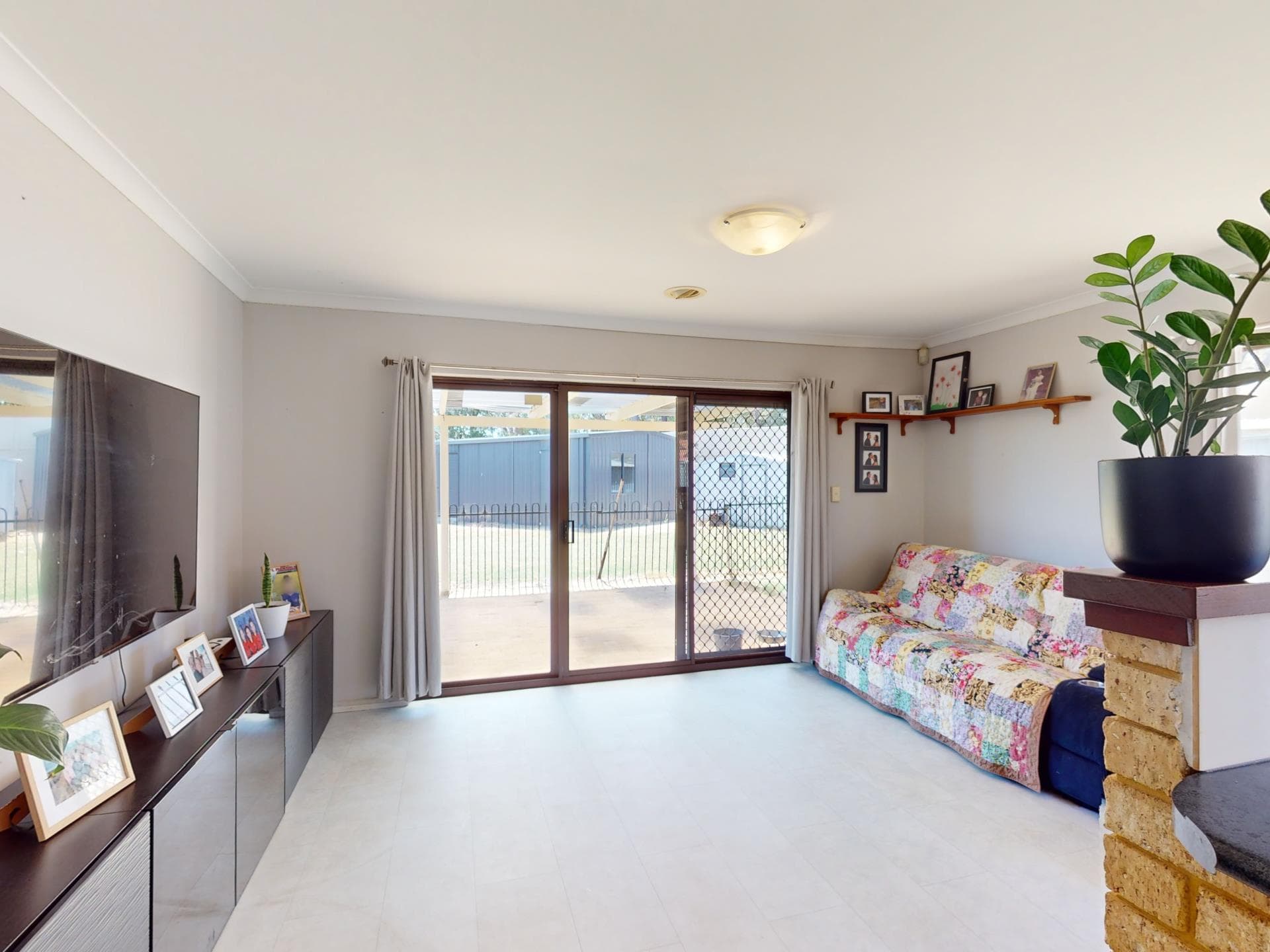 7 TOPAZ COURT, HIGH WYCOMBE WA, High Wycombe - Thumbnail 7
