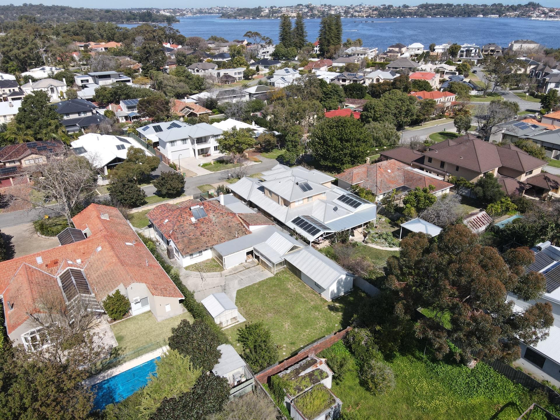 21 NEVILLE ROAD, DALKEITH WA, Dalkeith - Thumbnail 6