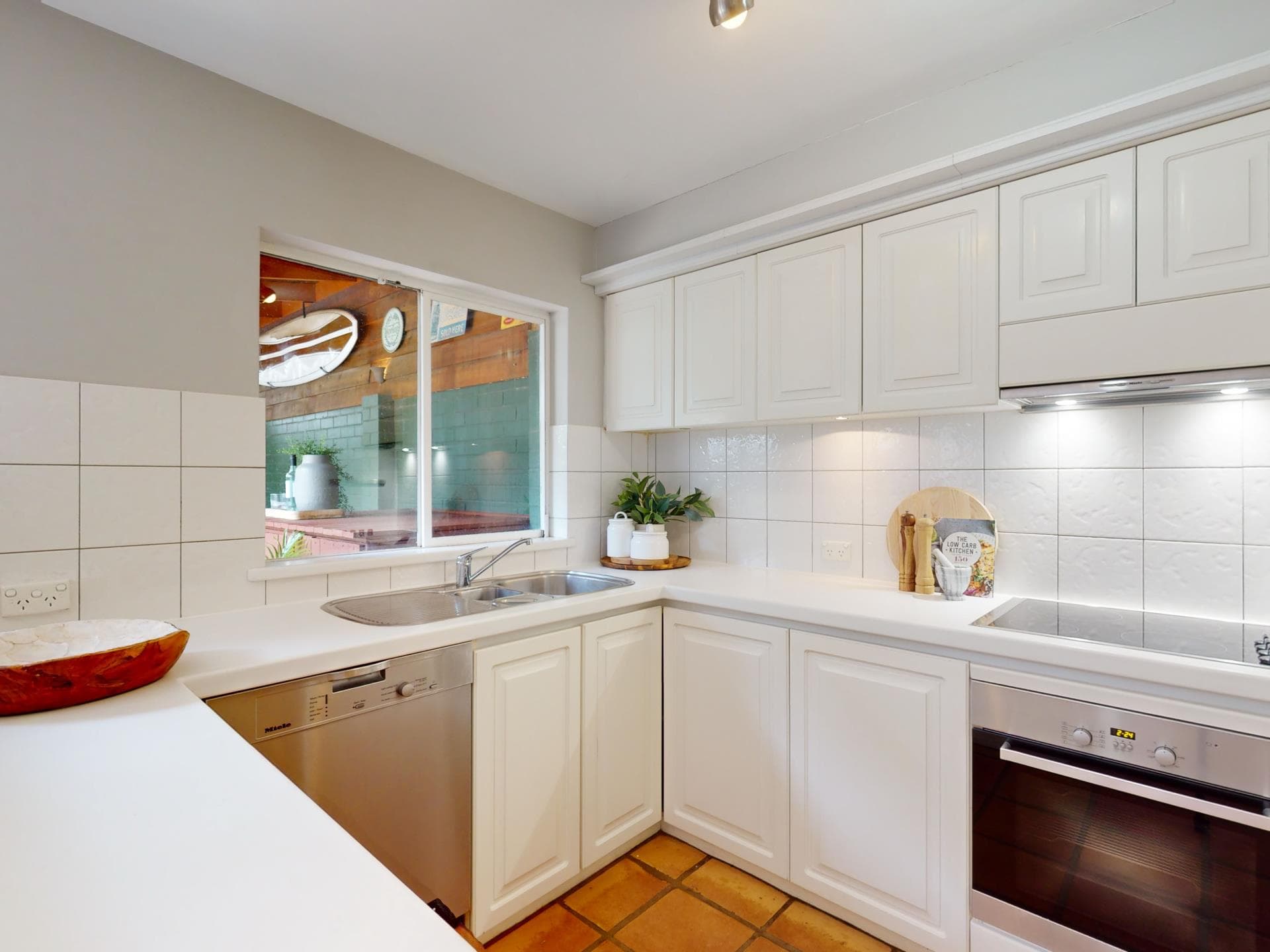 4/16 COMER STREET, COMO WA, Como - Thumbnail 4