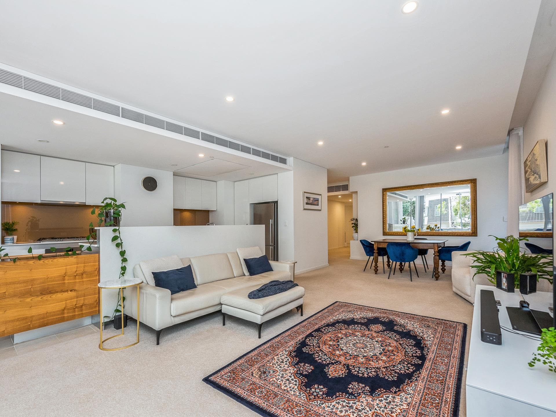 106/19 THE CIRCUS, BURSWOOD WA, Burswood - Thumbnail 2