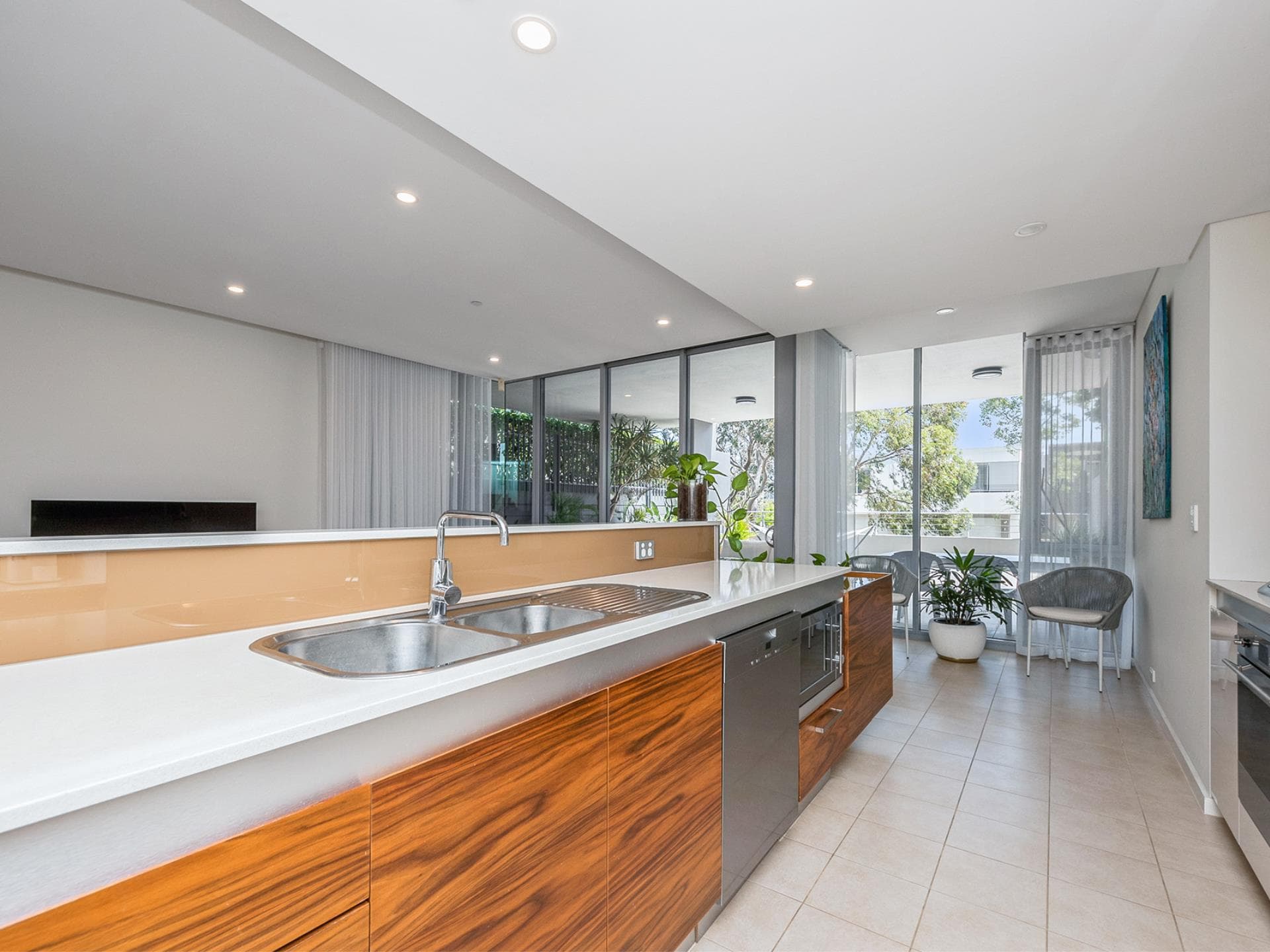 106/19 THE CIRCUS, BURSWOOD WA, Burswood - Thumbnail 4